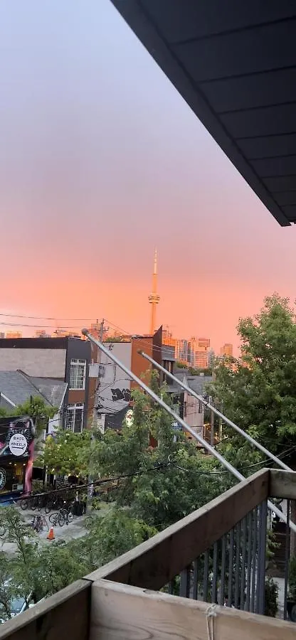 Samesun Toronto Hostel