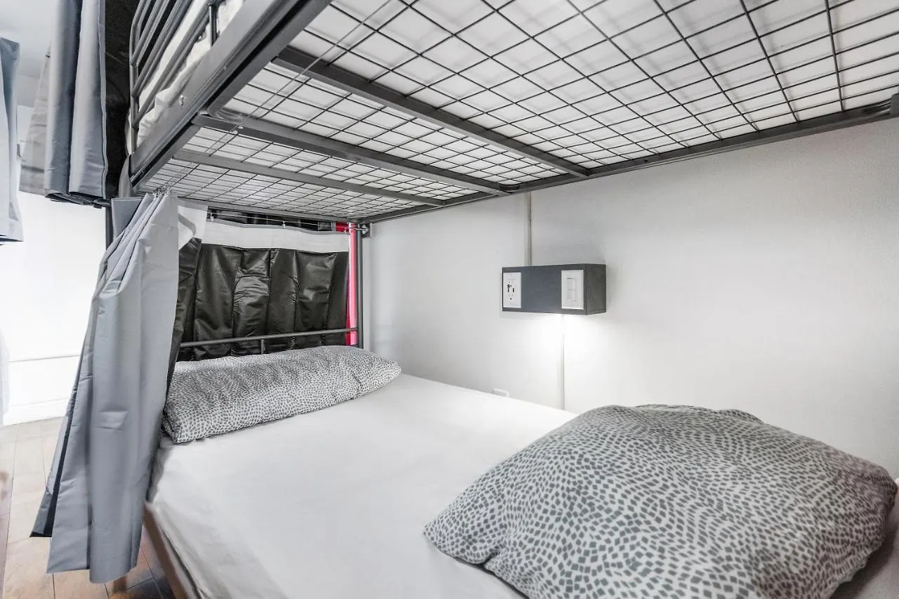 Samesun Toronto Hostel 0*,