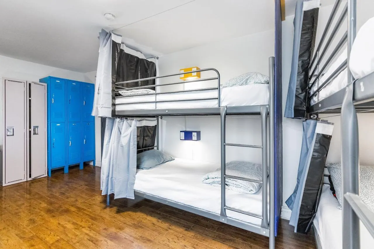 Samesun Toronto Hostel